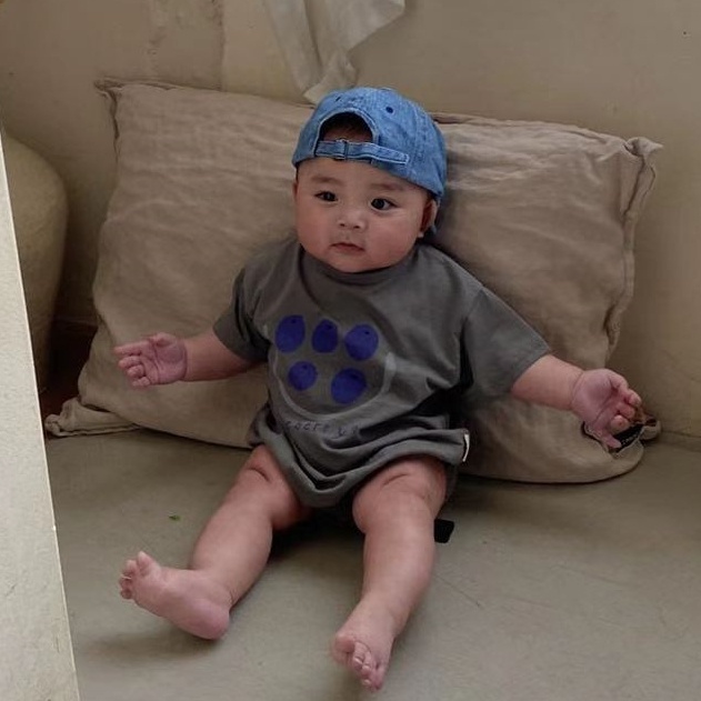 Bộ Áo Liền Quần Tay Ngắn Chất Liệu Cotton In Họa Tiết Quả Mọng Xanh Dương Cho Bé 0-2 Tuổi