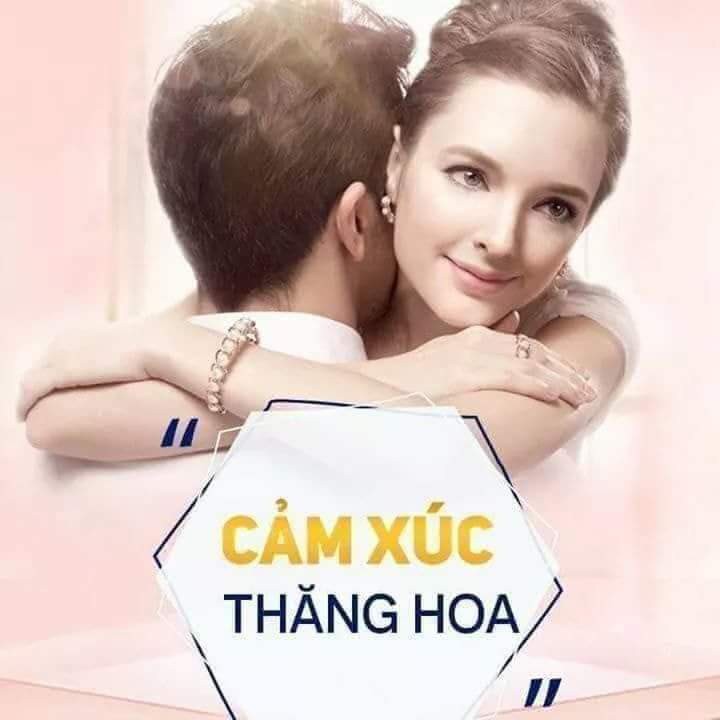 Dung dịch vệ sinh phụ nữ cenato