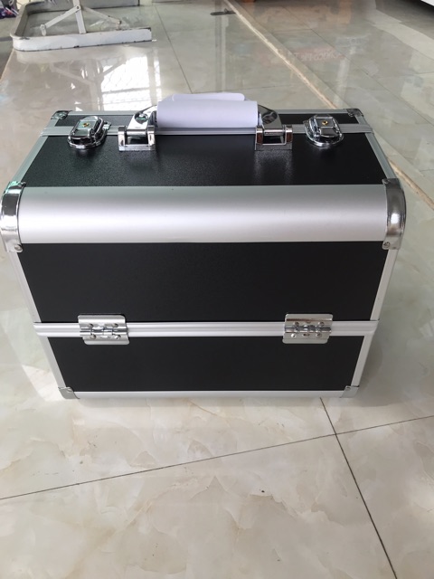 Cốp nhôm size 33x23x29cm có ngăn để mực, để sơn(hàng sẵn)
