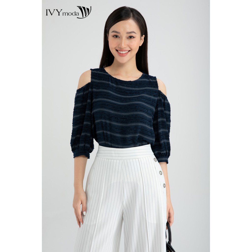 [NHẬP WABRTL5 GIẢM 10% TỐI ĐA 50K ĐH 250K ]Áo sọc khoét vai nữ IVY moda MS 17M6533