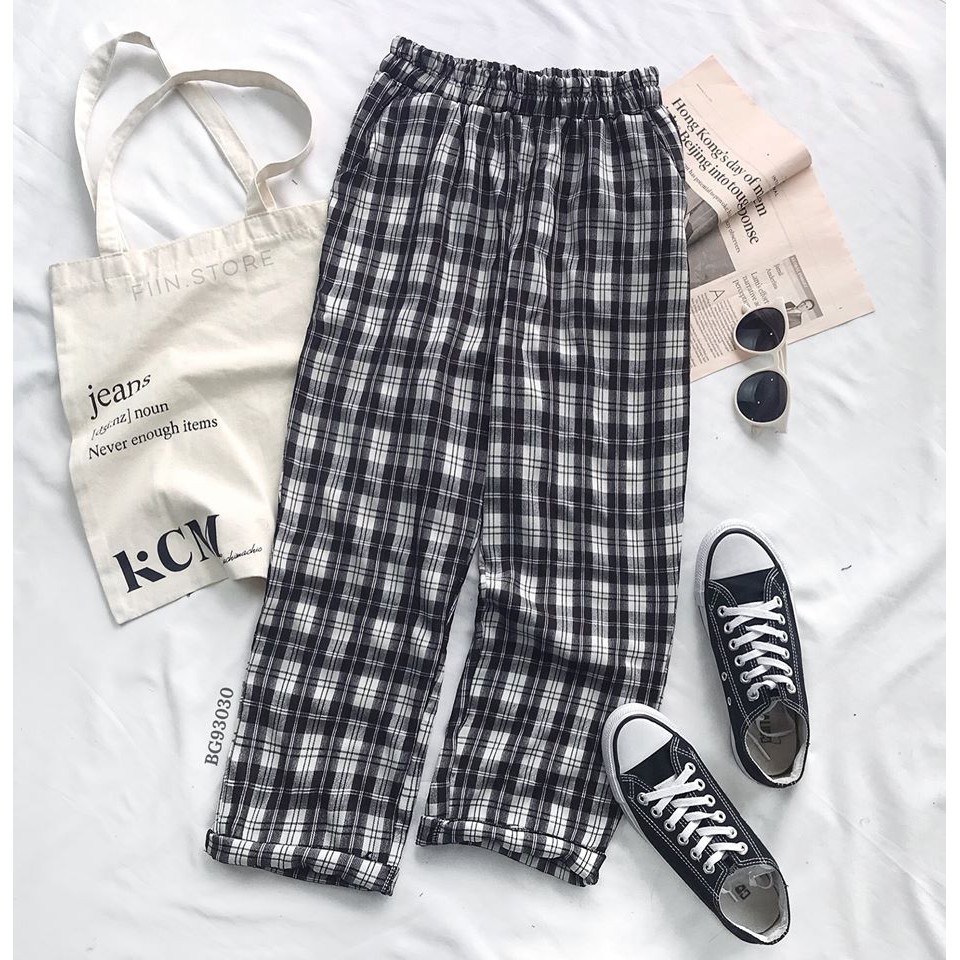 Quần Baggy Caro kẻ đen trắng - FIINSTORE | BigBuy360 - bigbuy360.vn