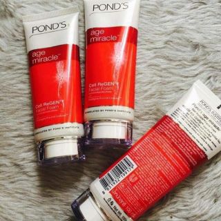 Sữa rữa mặt ponds THÁI lan