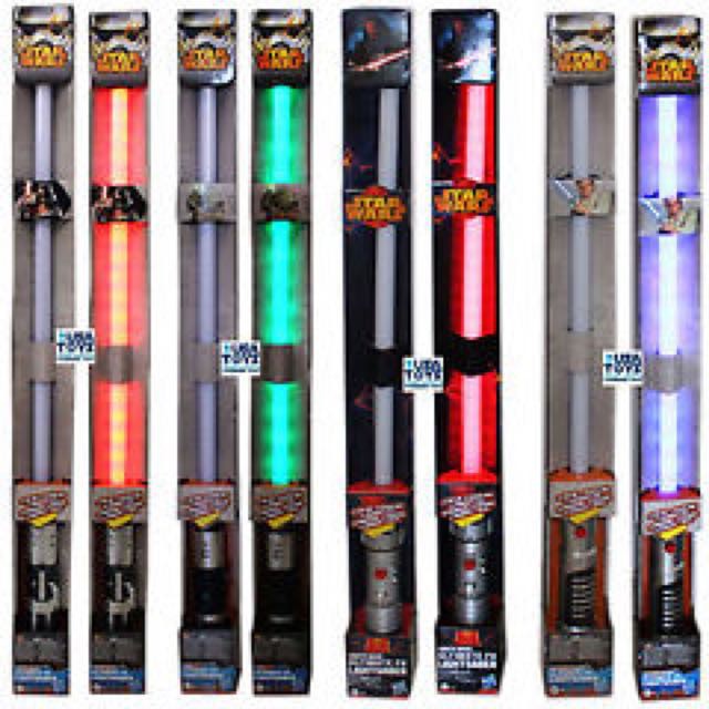 Đồ chơi STAR WARS Lightsaber Ultimate FX chọn màu