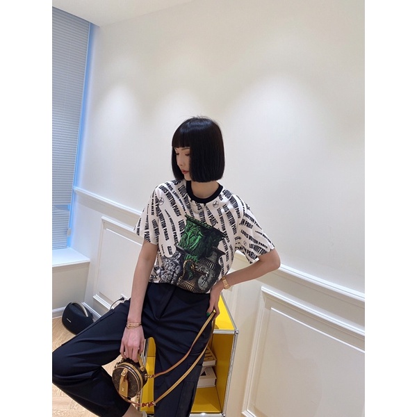 Áo thun nữ ngắn tay LV Louis Vuitton in họa tiết độc đáo fashion