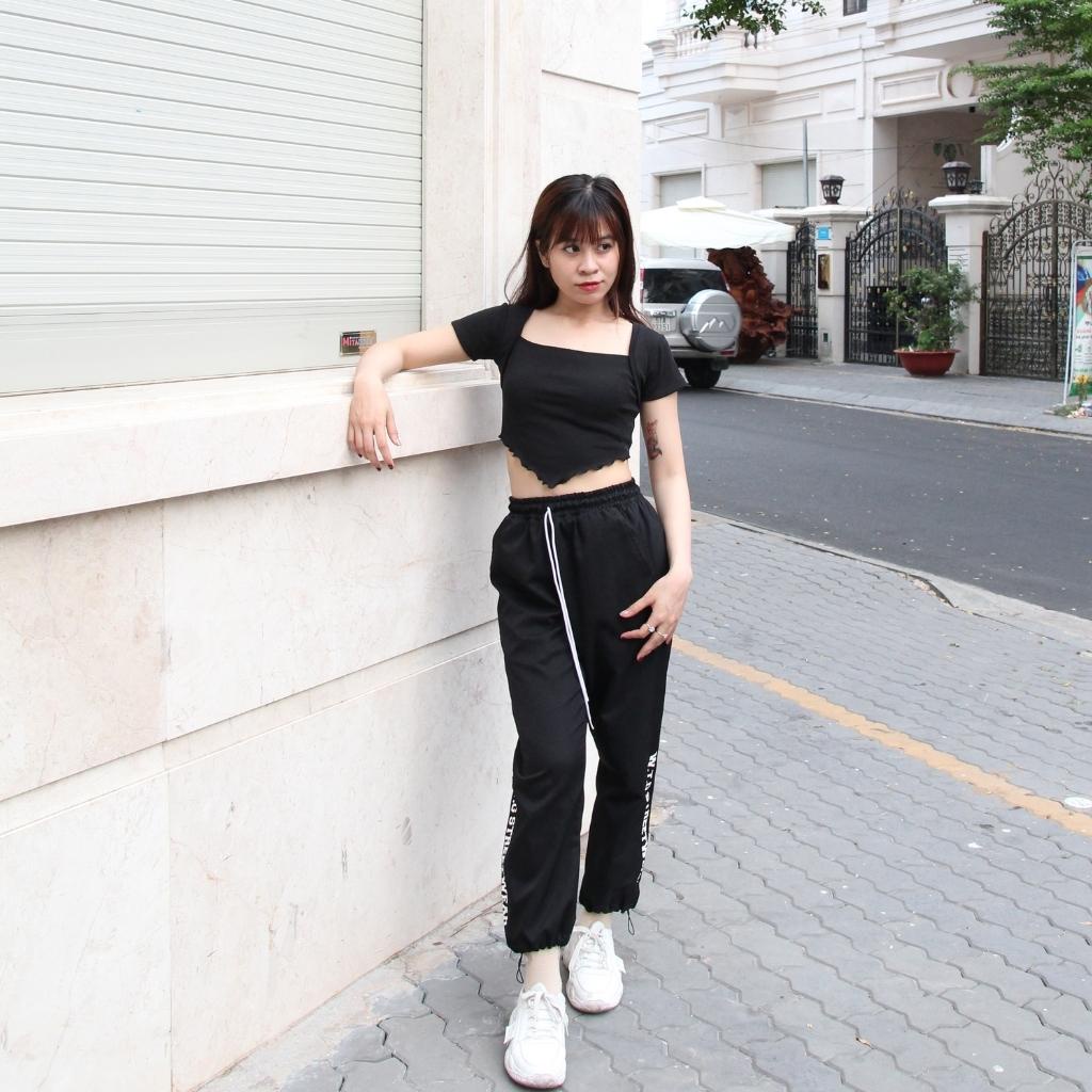 Áo kiểu nữ cổ vuông tay ngắn GenY - Áo croptop nữ vạt nhọn chất vải borip mặc hè siêu mát | BigBuy360 - bigbuy360.vn