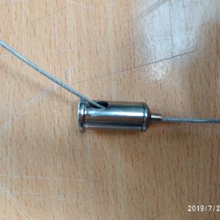 Khoá cáp chế kít treo đèn