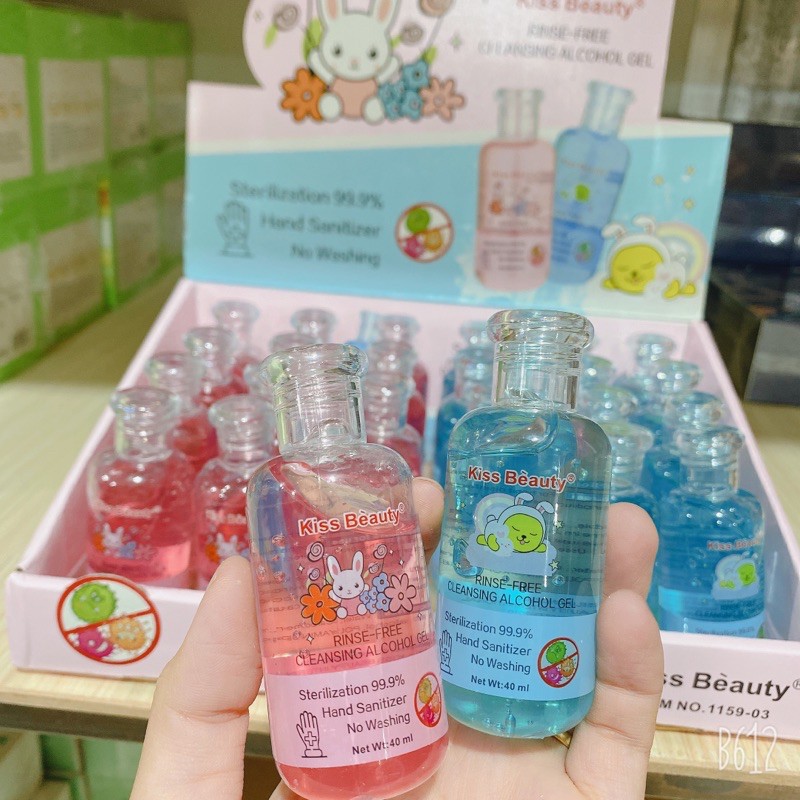 Nước rửa tay khô sạch khuẩn 99% của kissbeauty A209 | BigBuy360 - bigbuy360.vn