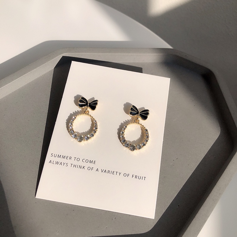 Đôi Khuyên Tai Hình Nơ Đính Đá Phong Cách Hàn Quốc