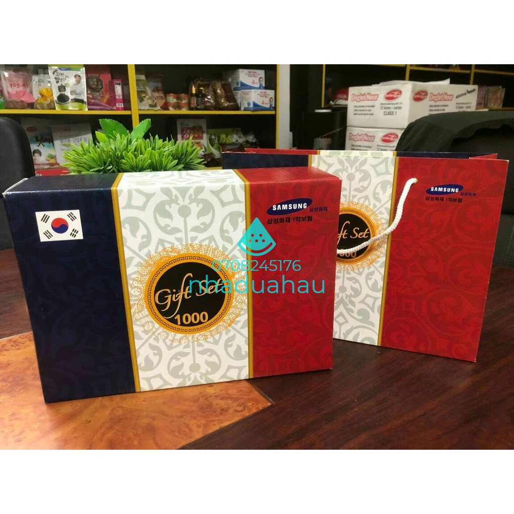 Một hộp táo đỏ sấy lạnh Hàn quốc hàng chuẩn mẫu Tết 3 mẫu hộp cứng có túi xách kèm sẵn đẹp sang chảnh 1000g