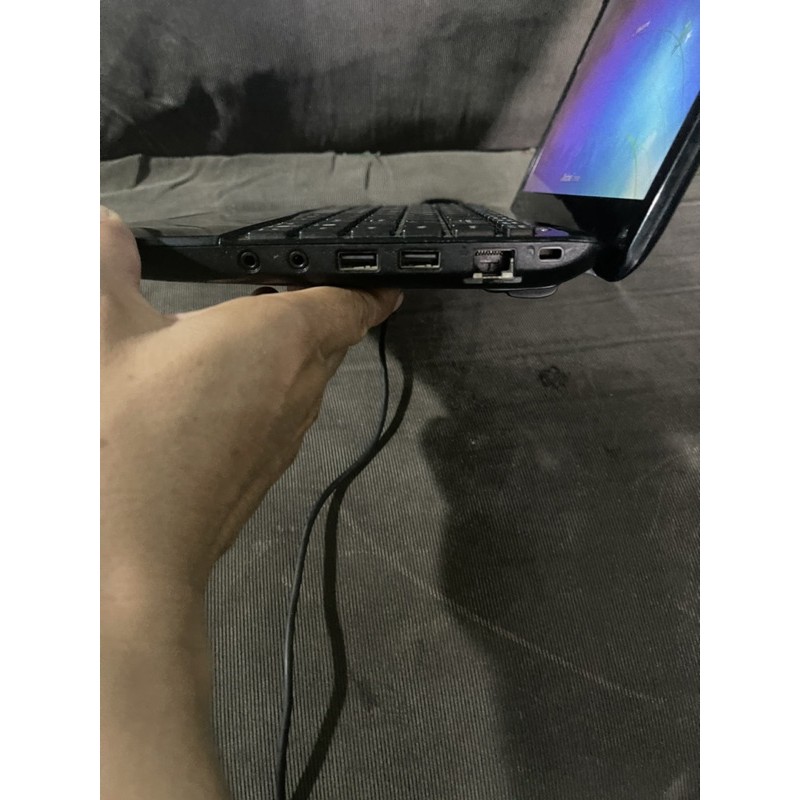 Laptop asus mini Eee PC 1215N 12’1 inch 2card màn hình