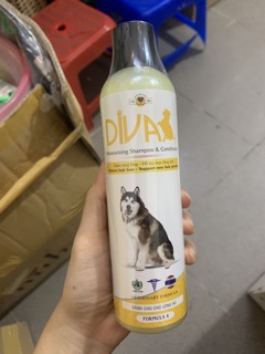 Sữa tắm cho chó DIVA màu vàng