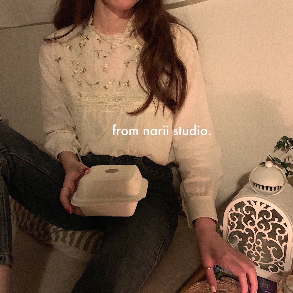 Áo sơ mi nữ tay dài NARII áo babydoll trắng phong cách Ulzzang Hàn Quốc thêu | BigBuy360 - bigbuy360.vn