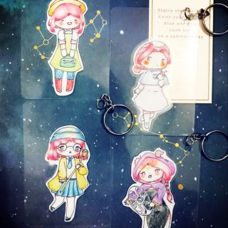 Móc khóa hand made identity V