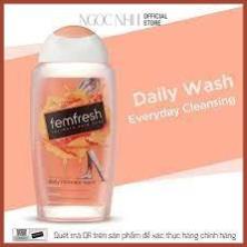 Dung dịch vệ sinh dùng hằng ngày Femfresh Cam Femfresh Daily Intimate Wash 250ml UK [Chính Hãng 100%]