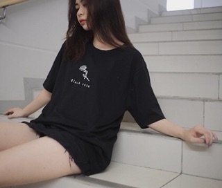 Black rose T-shirt