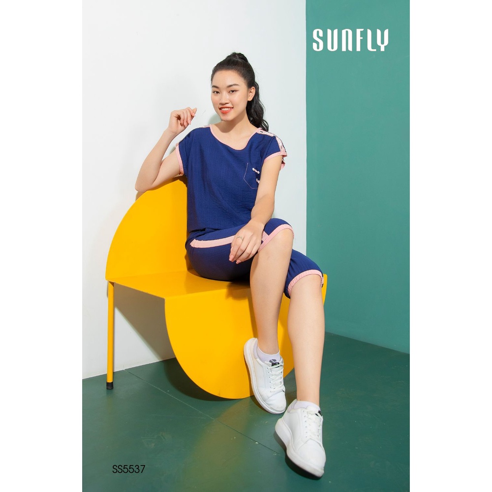 Bộ đồ thể thao linen Sunfly, áo tay cộc quần lửng SS5537