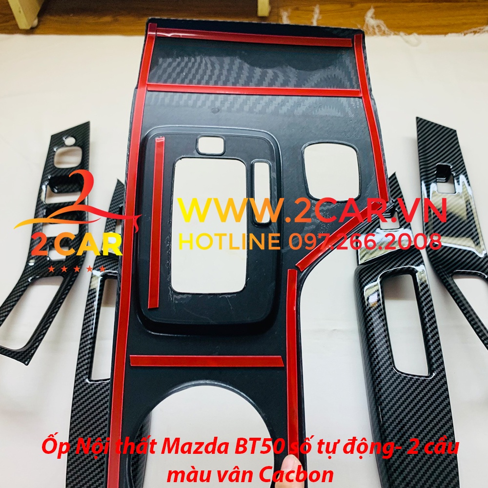 Ốp nội thất CARBON xe Mazda BT50 2013 - 2022 xe số tự động, bản 2 cầu chất liệu Nhựa vân Cacbon