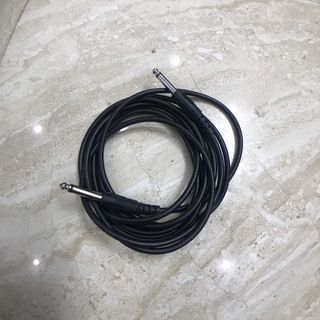 Jack dành đàn bầu