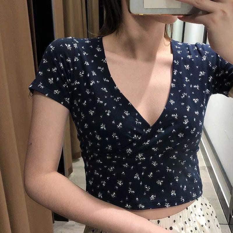 ÁO CROPTOP HOA NHÍ SIÊU XINH