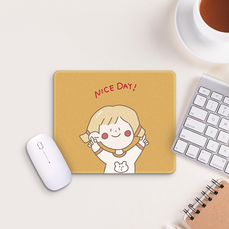 Miếng Lót Chuột Cỡ Nhỏ Họa Tiết Mèo Hoạt Hình Dễ Thương Bắt Mắt