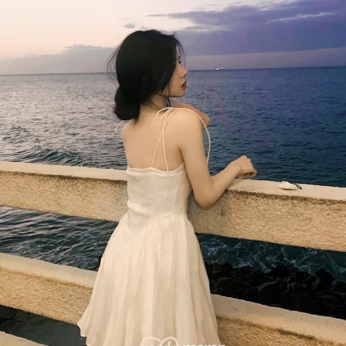 Đầm Hai Dây Ôm Eo Kẻ Sọc Caro Phong Cách Pháp Lãng Mạn Cho Nữ