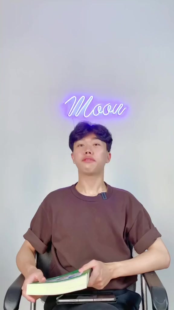 Sách học tiếng anh cô Trang Anh, tuyển tập 1800 câu trắc nghiệm từ vựng thpt. | BigBuy360 - bigbuy360.vn