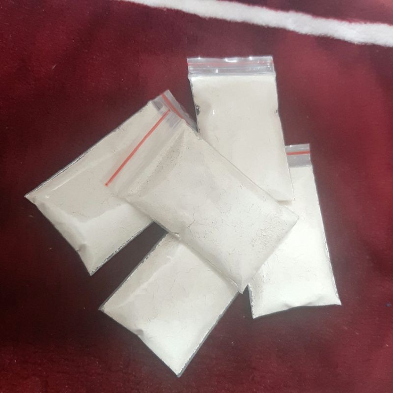 Bột kích rễ siêu thần thánh dành cho sen đá và xương rồng.
