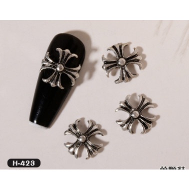 charm thánh giá lẻ cái ạ