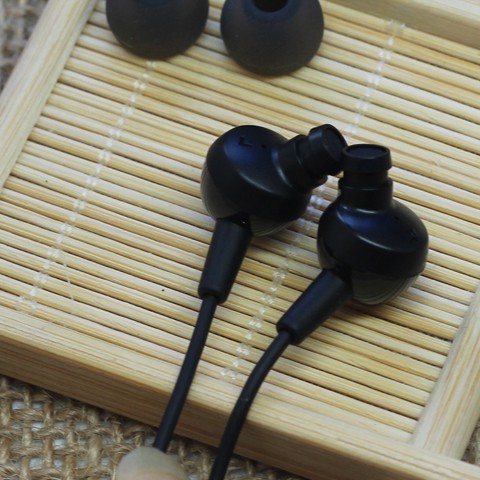 Tai Nghe Jbl C100Si Âm Thanh Sống Động Chất Lượng Cao