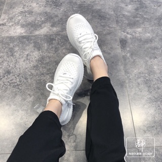 Giày thể thao xuất xịn