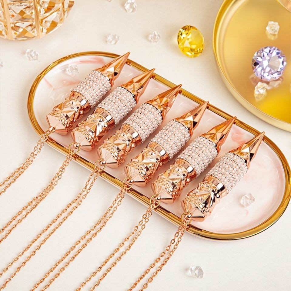 Son Môi Ba Màu Lì Mềm Mại Lâu Trôi Chống Thấm Nước Dành Cho Nữ | BigBuy360 - bigbuy360.vn