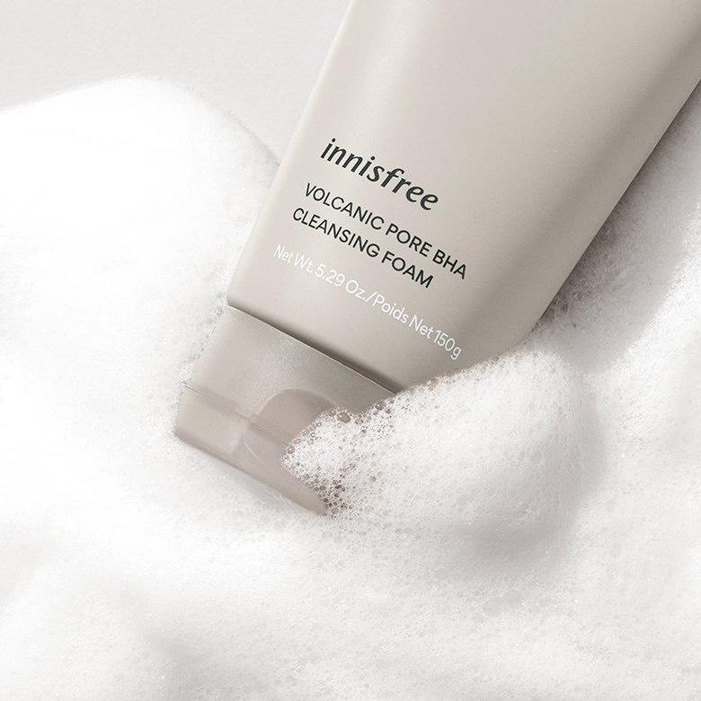 Sữa rửa mặt tro núi lửa Innisfree mẫu mới 2022