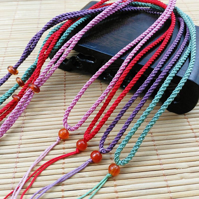 Dây xâu mặt dây chuyền, dây xâu dzi