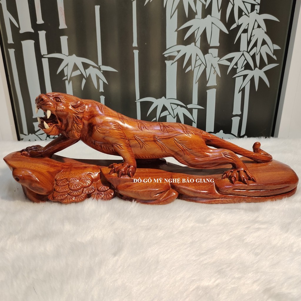 Tượng con hổ phong thủy gỗ hương 40 cm
