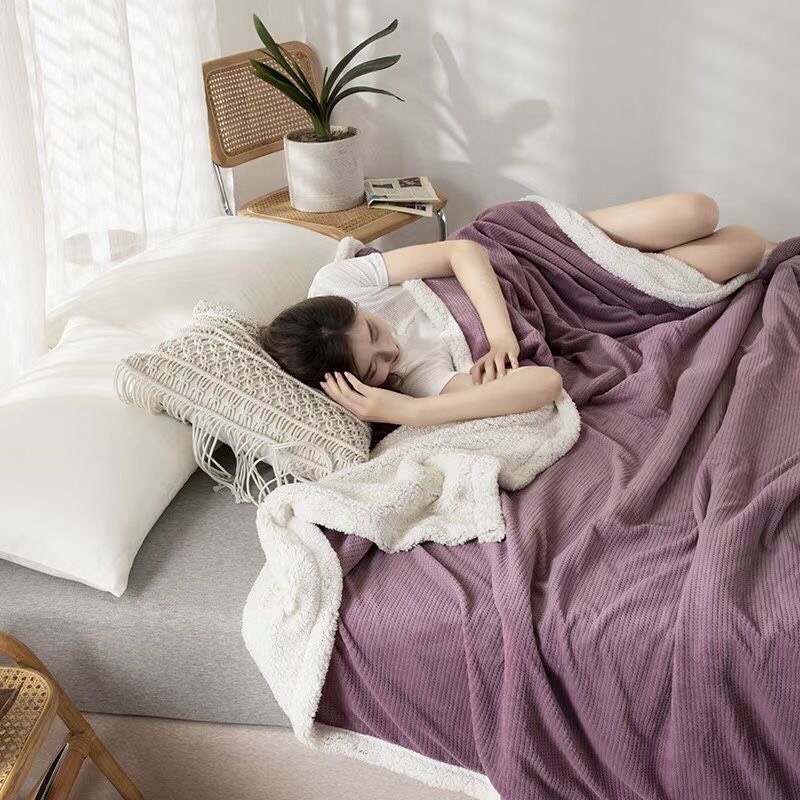 Chăn lông cừu cao cấp có khóa lồng được ruột kích thước 2m*2m3