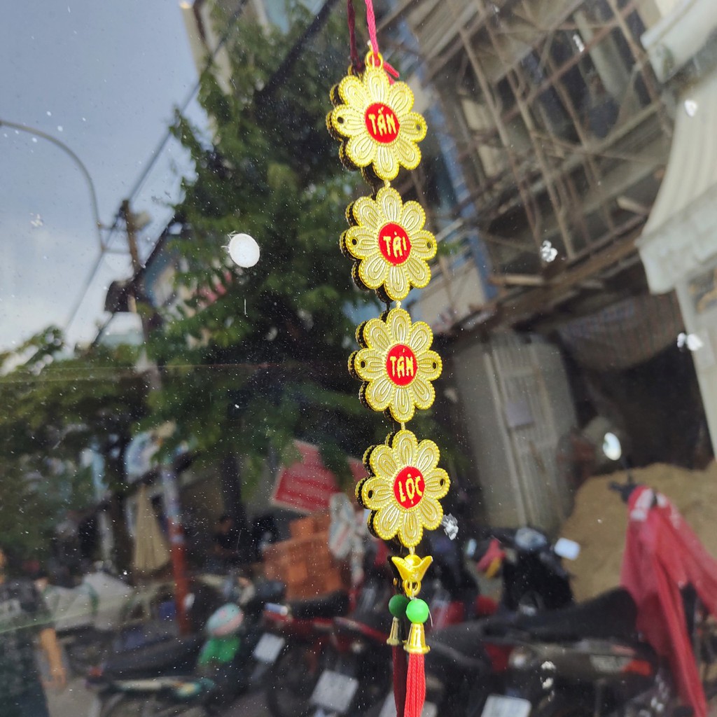 Dây treo trang trí tết hoa mai A23