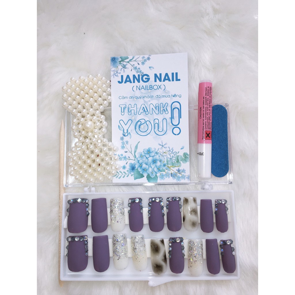 (SALE 50% - Kèm quà tặng) Bộ 24 Móng tay giả giá rẻ / Nailbox / Móng úp thiết kế ( kèm keo và dũa)