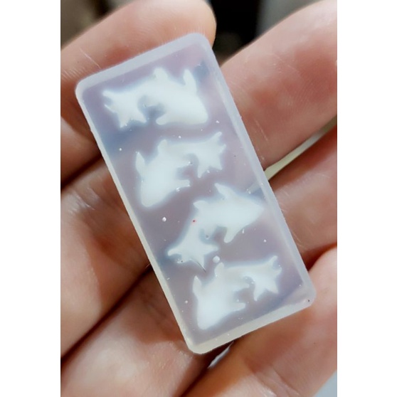 Khuôn silicon làm cá koi trang trí móng, keycap, tiểu cảnh resin