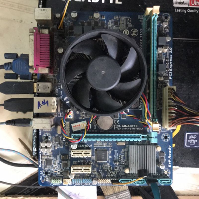 Combo Giga h61 , cpu g2030