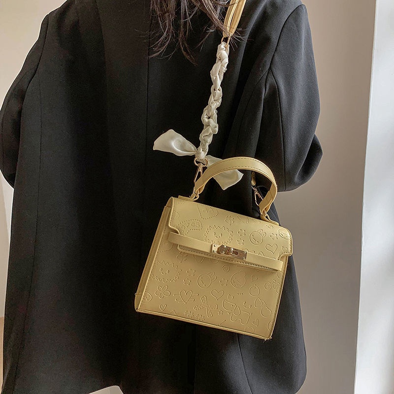 Túi Đeo Chéo mini Mùa Hè Thêu Nổi Họa Tiết Phong Cách Mới Thời Trang Cho Nữ