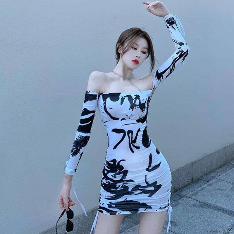 Đầm body nữ tay dài không dây trễ vai họa tiết tie-dye thời trang