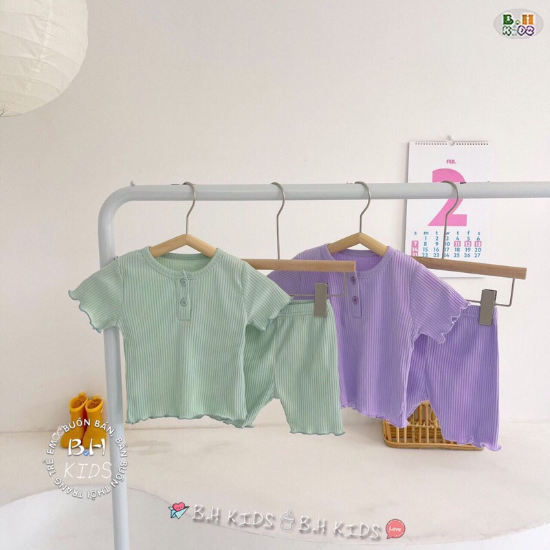Bộ Đồ Áo Cộc Tay Tăm Lạnh Minky Mom Trơn 2 Cúc Cổ Nhún Cho Bé Gái - 5 Màu