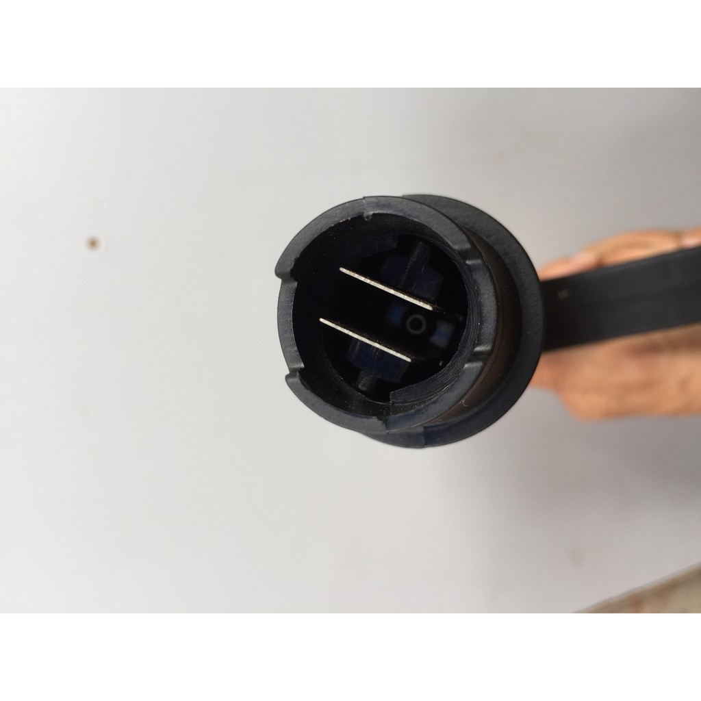 Súng xịt máy rửa xe gia đình súng có chỉnh tia áp lực bằng cách vặn đầu béc