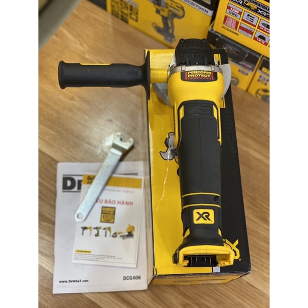 Thân máy mài dùng pin 18V DeWALT DCG406 - Hàng chính hãng