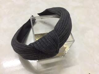 Bờm tóc len tăm nhiều màu