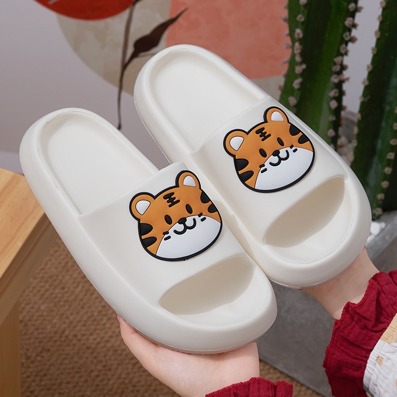 Dép Sandal Đế Dày Nhẹ Nhàng Thời Trang Dành Cho Nữ sf8323