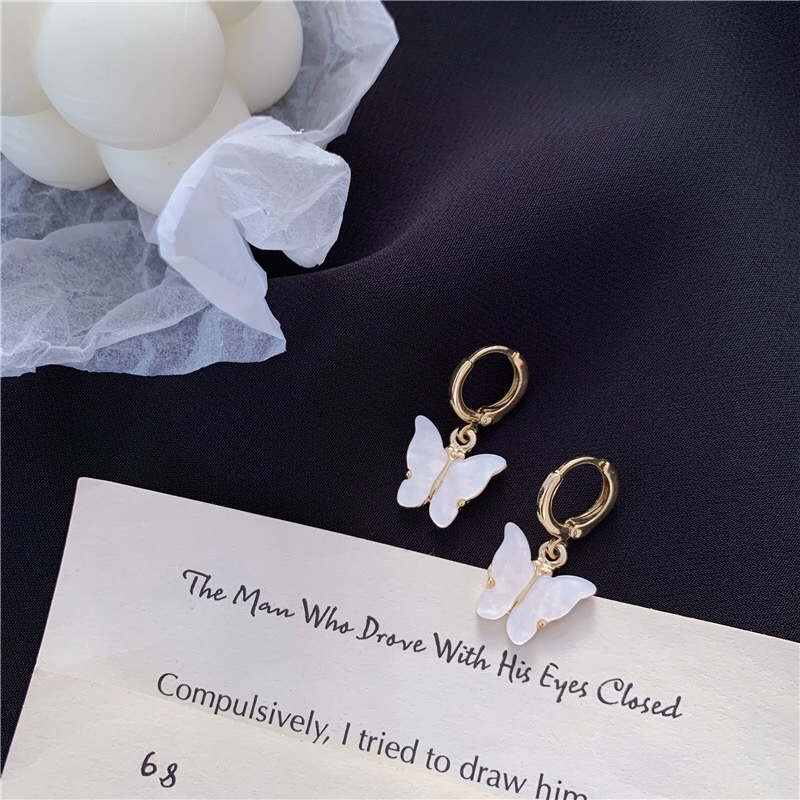 Đôi khuyên tai hình bướm xinh xắn cho nữ