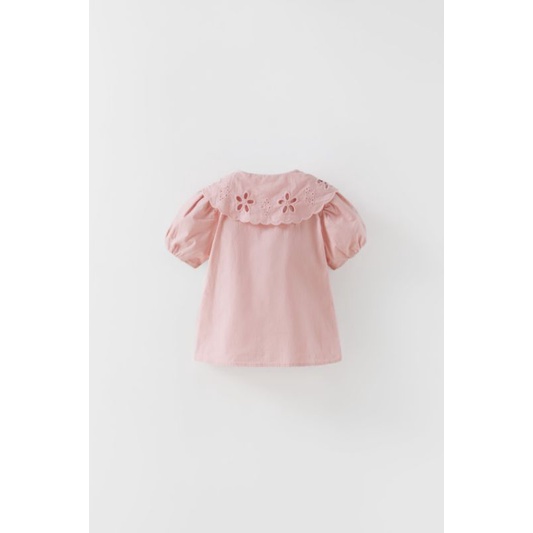 Áo sơmi cổ sen thêu dập lỗ bé gái hãng Zara Authentic size 4-5y