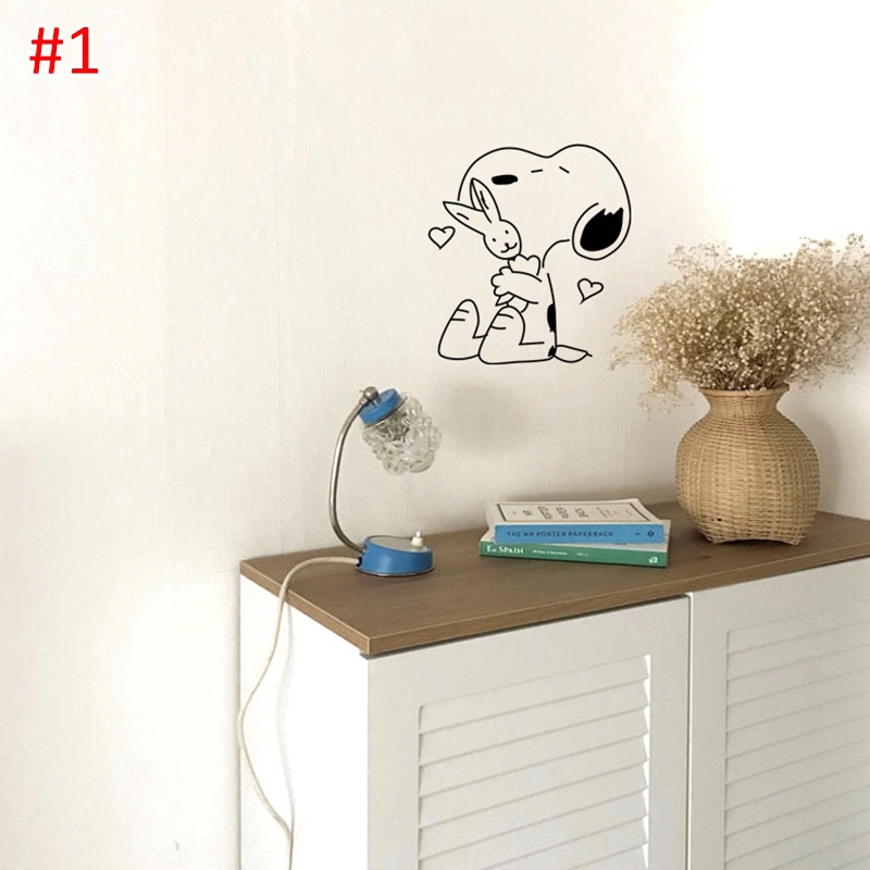 Miếng dán tường họa tiết chú chó Snoopy đáng yêu trang trí nhà DIY