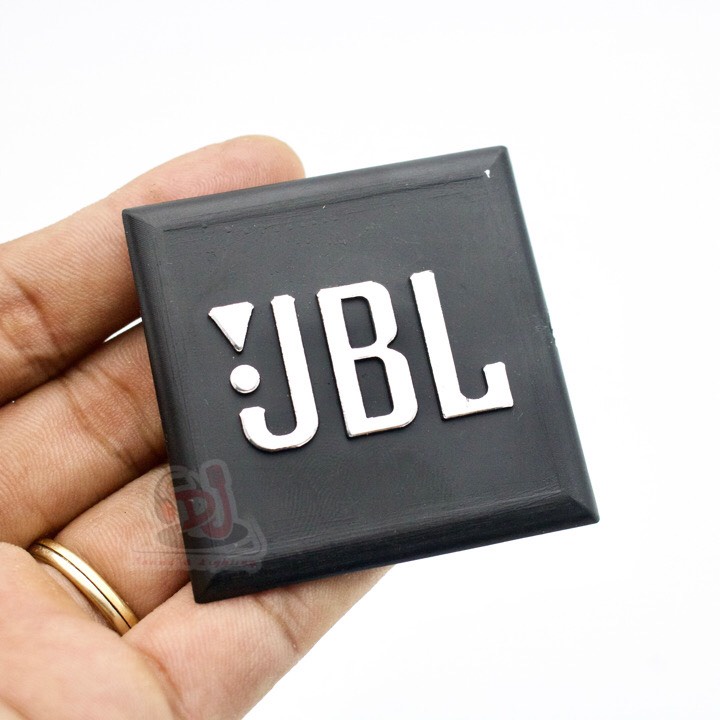 Tem mác loa  02 cái, dán thùng